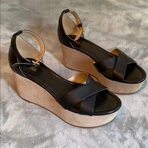 Never worn Michael Kors Black Platforms, Size 10